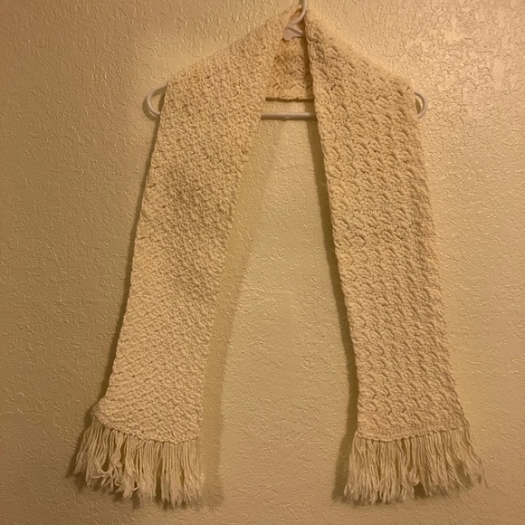 New - Handmade Cream Crochet Scarf With Fringe Length 62" - Picture 1 of 12